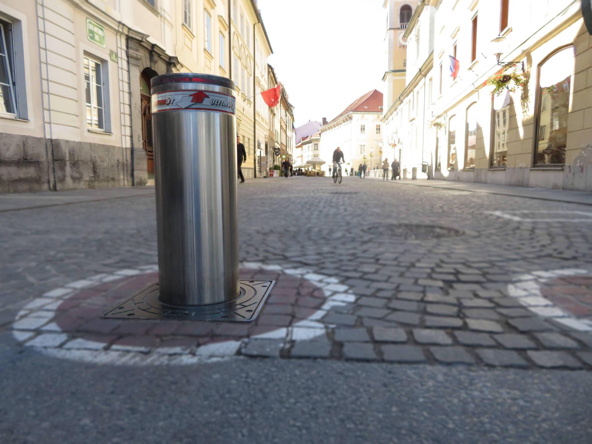 Potopni stebriček Ultimat v Ljubljani